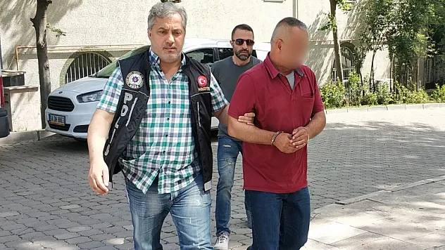 Uyuşturucu hapla yakalandı 