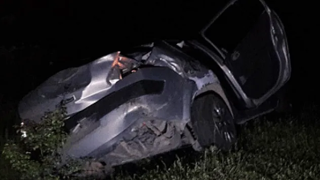 İstanbul'dan Samsun'a cenazeye giden aile kaza yaptı: 1 ölü, 5 yaralı