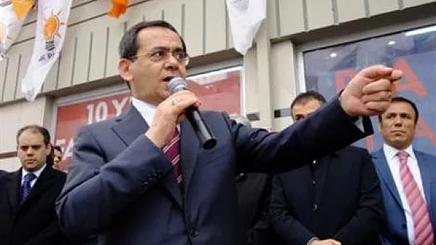 Bakan Demir mazbatasını aldı