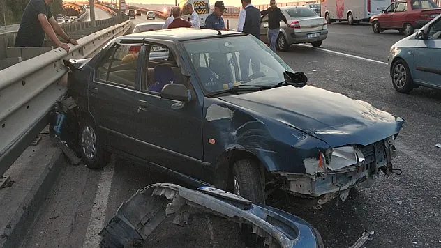  Düğün konvoyunda kaza: 2 yaralı 