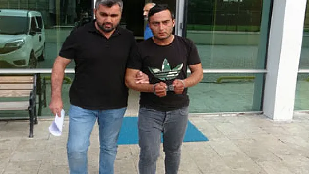 Akaryakıt istasyonunda bıçakla dehşet yaşatan zanlı: 'Kimse boşu boşuna adam vurmaz'