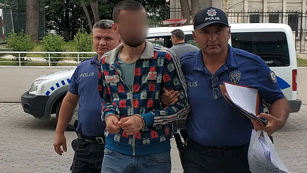 Bıçakla yaralamaya gözaltı 