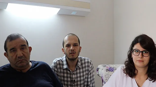 Baba ve 2 çocuğu operasyon ile obeziteden kurtuldu 