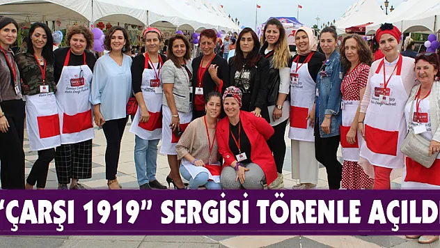 Kadınlar el emeği göz nuru ürünleri görücüye çıktı