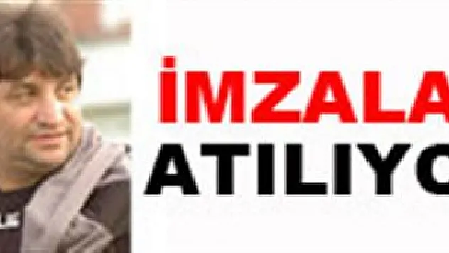 İmzalar atılıyor