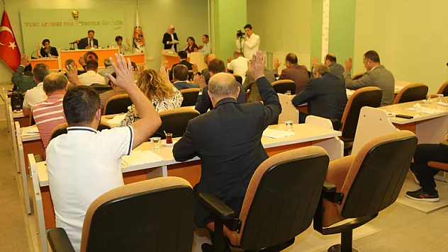 Deveci: 'Bu yükü taşıyacağız'