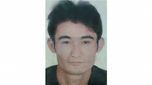 Afgan genç yatağında ölü bulundu