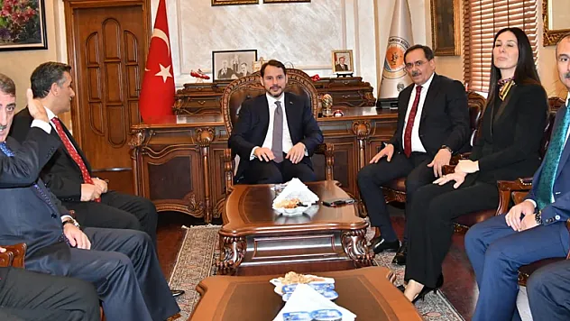 Hazine ve Maliye Bakanı Albayrak, Büyükşehirde