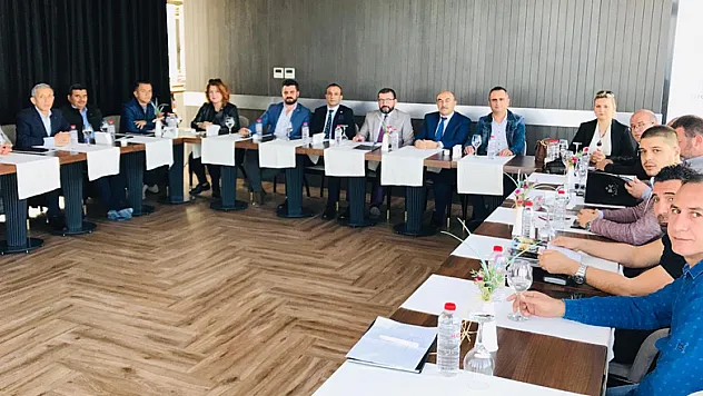 Özel eğitimciler sorunlarını masaya yatırdı