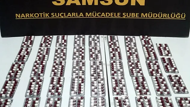 Samsun'a uyuşturucu hap getirirken yakalandılar