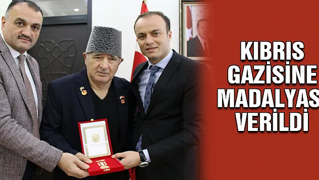 KIBRIS GAZİSİNE MADALYASI VERİLDİ