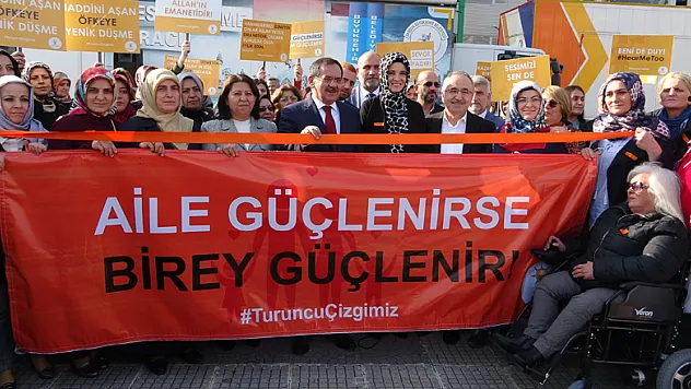 Samsun'da 'Kadına şiddete hayır' yürüyüşü