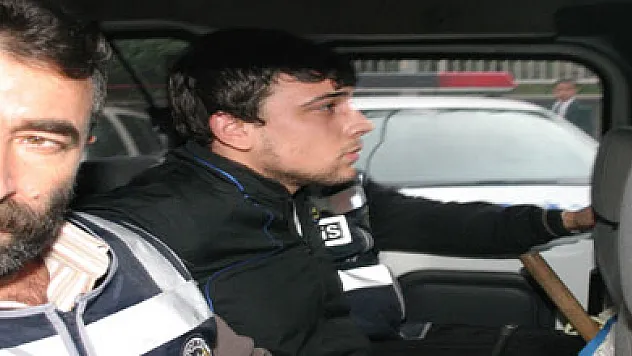 Banka soyguncularına tutuklama