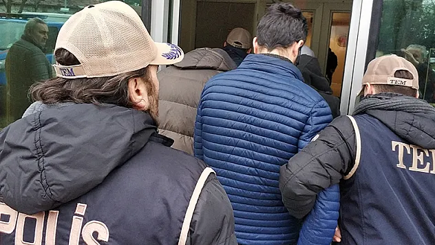 FETÖ'nün mahrem yapılanması operasyonunda 4 kişi serbest