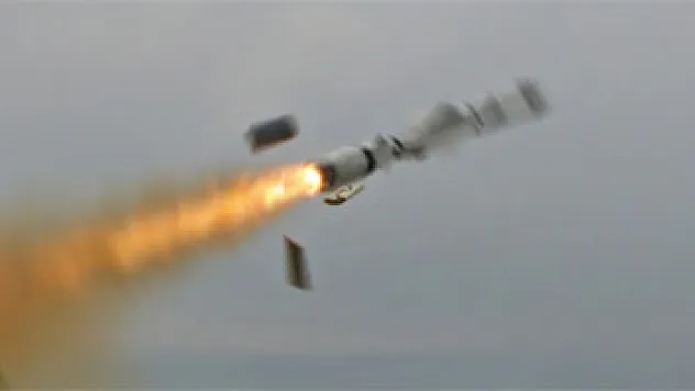 Irak'taki Beled Askeri Hava Üssü'ne 8 füze düştü: 4 yaralı