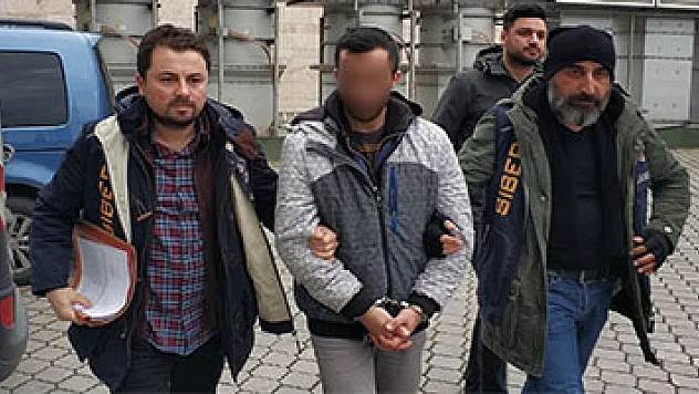 Kamu kurumlarının İnternet sitelerinin erişimine engel olan hacker yakalandı