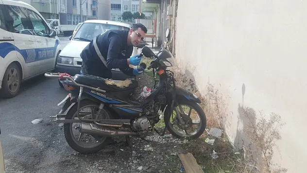 Çalıntı motosiklet terk edilmiş halde bulundu