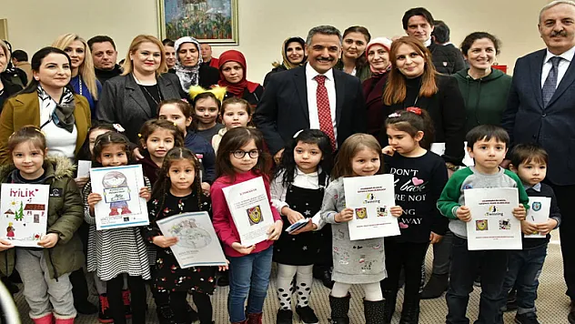 Samsun'da minikler anı ve hayallerini kitaba dönüştürdü