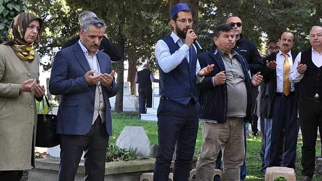 Milli Mücadele kahramanı Fatma Çavuş mezarı başında dualarla anıldı