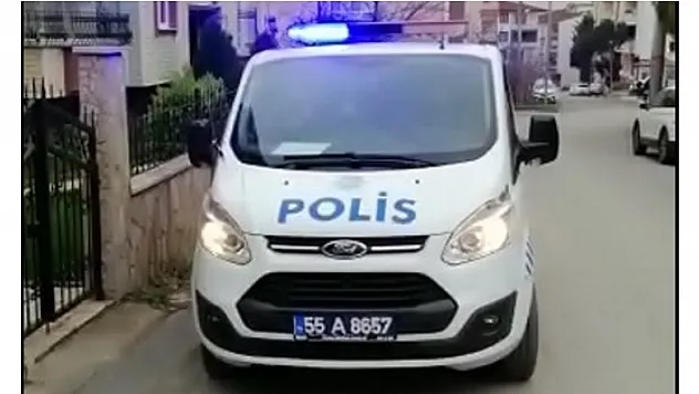 Polis vatandaşları anonsla uyardı