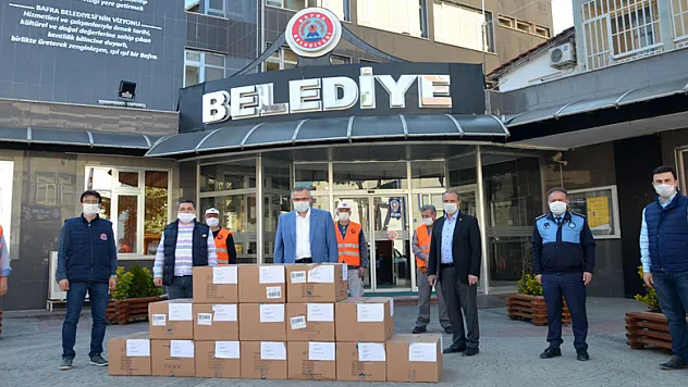 Hayırsever iş adamından Bafra Belediyesine 30 bin adet maske