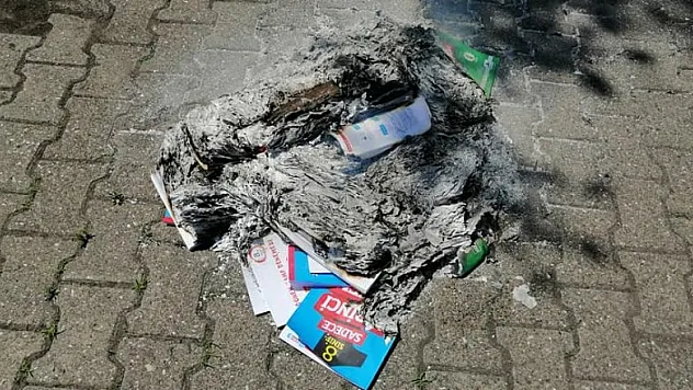 LGS öncesi deneme kitapçıkları yakıldı 