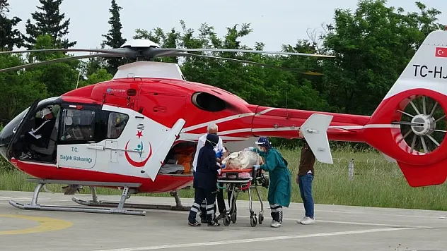 Kazara kendini vuran çoban helikopterle hastaneye kaldırıldı 