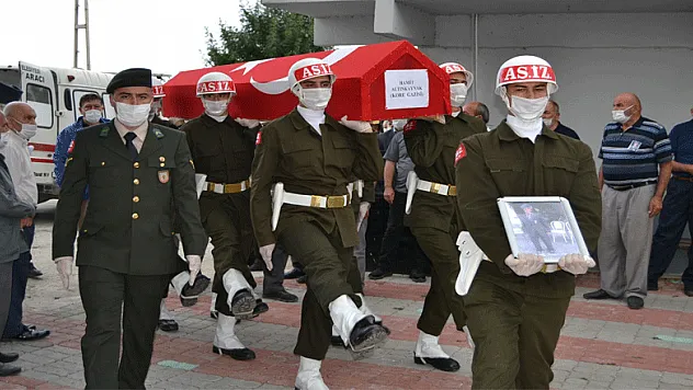 Kore gazisi, son yolculuğuna uğurlandı