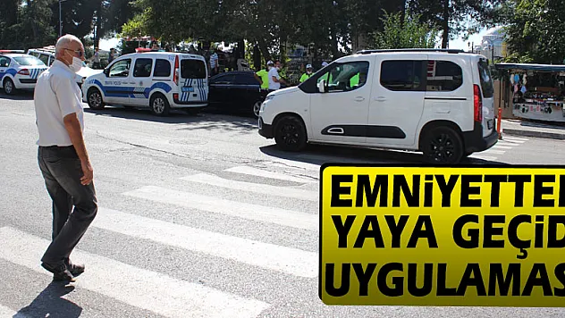 Emniyetten Yaya Geçidi Uygulaması
