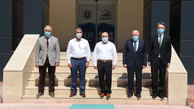 'İki üniversite tek yürek'