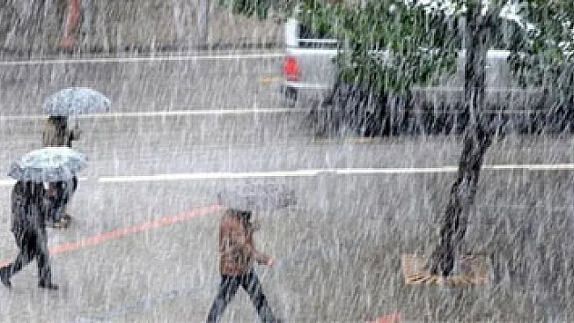 Karadeniz'de kuvvetli yağış uyarısı