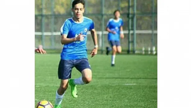 17 yaşındaki futbolcu kansere yenik düştü