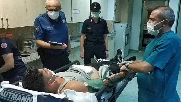 Cezaevinden izinli çıkan mahkum silahlı saldırıda ağır yaralandı