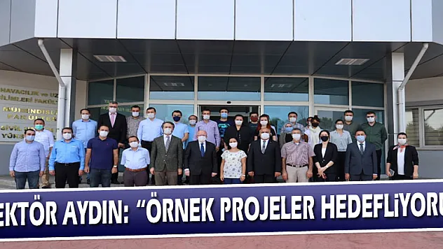 Rektör Aydın: 'Örnek projeler üreten bir üniversite olmayı hedefliyoruz'