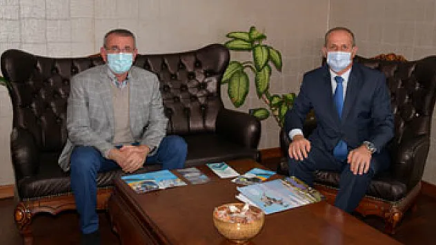 Ünal: 'Sigortalı işçi çalıştıran kazanır'