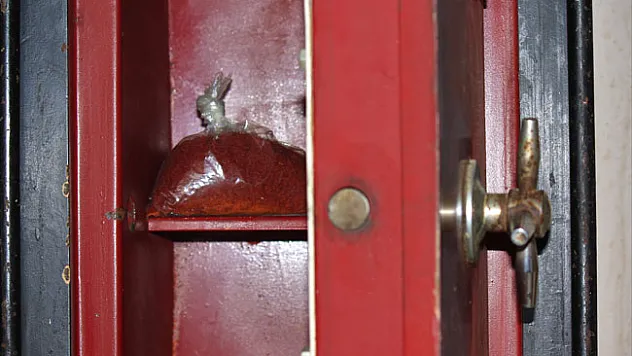 Dünyanın en pahalı baharatı çelik kasada saklanıyor