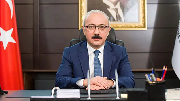 Hazine ve Maliye Bakanlığı'na Lütfi Elvan'ın atanması kararı Resmi Gazete'de