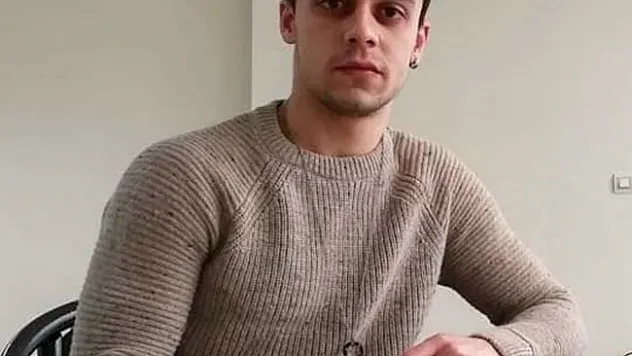 Kayıp genç elektrik direğinde asılı bulundu