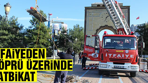 İtfaiyeden köprü üzerinde tatbikat