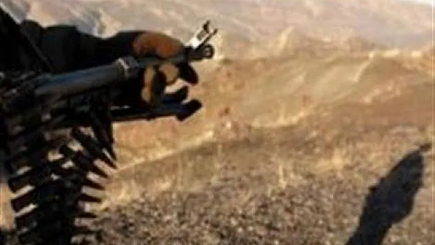 Habur'da 14 terörist teslim oldu