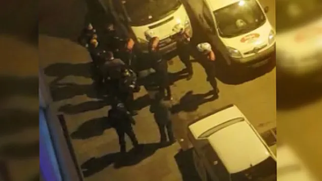 Kısıtlamayı delip sokağa çıktılar, bir de polise mukavemette bulundular