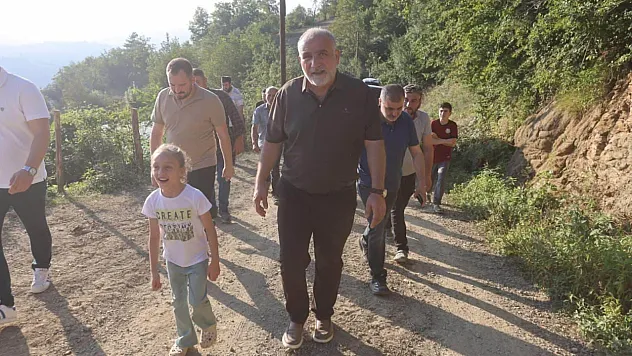 8 yaşındaki Aysima istedi, Canik Belediye Başkanı İbrahim Sandıkçı yolu 2 günde yaptı