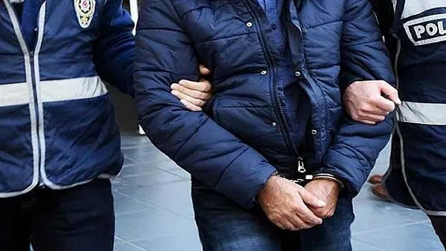 Samsun'da uyuşturucuyla yakalanan bir kişi gözaltına alındı