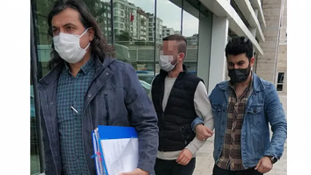 İnternetten satışa sunulan telefonu sahte parayla satın aldılar