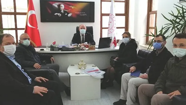 Huzurevleri ile engelli bakım merkezlerine online eğitim