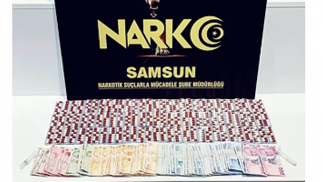 Otele uyuşturucu operasyonu: 1'i kadın 3 kişi uyuşturucuyla yakalandı