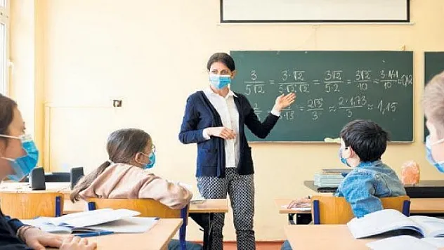 Bilim Kurulu Üyesi İlhan: 'Okula giden çocuklarda gitmeyenlere göre korona virüs enfeksiyonu daha az oluyor'
