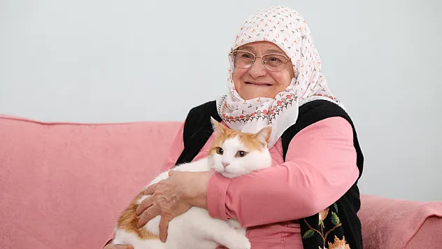 81 yaşındaki Durak, Büyükşehir ile yalnızlığını unuttu