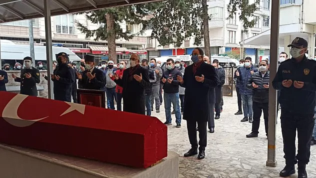 Kıbrıs gazisi son yolculuğuna uğurlandı