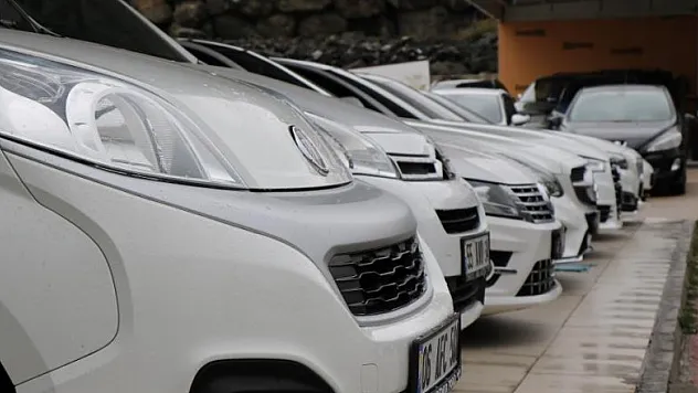 2. el otoda satışlar bıçak gibi kesildi 